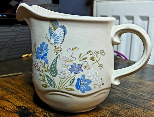 Vintage poole pottery pint - poole, 1/4