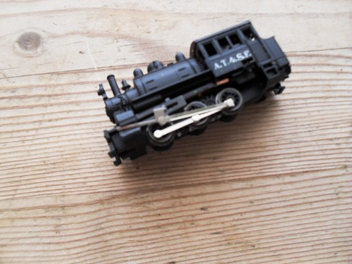 Model railway locomote saddle - locomote,