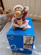 Piggin A Special Christmas Kiss