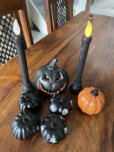 Halloween decorations job - halloween,