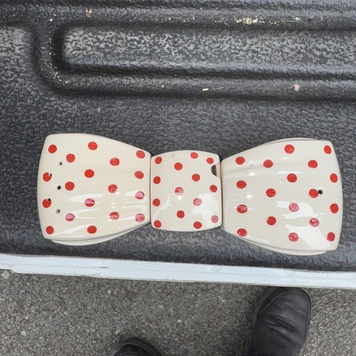 Carlton ware polka dot bow - carlton,