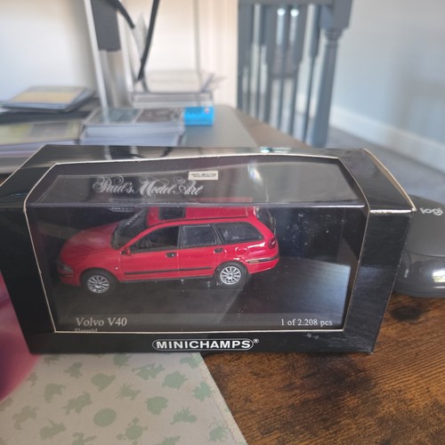 Volvo v40 minichamps 43 - v40,