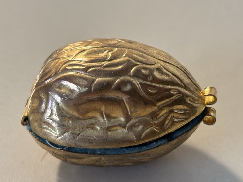 Vintage gold tone walnut - tone,