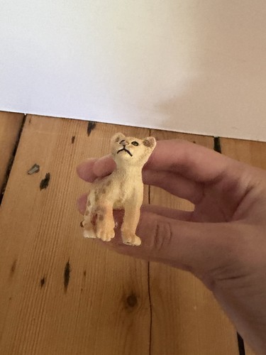 Schleich cub lion - cub, figure