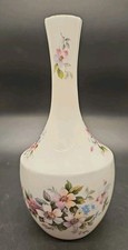 Wedgwood Kutani Crane Bud Vase