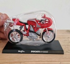 MAISTO 1:18 scale diecast