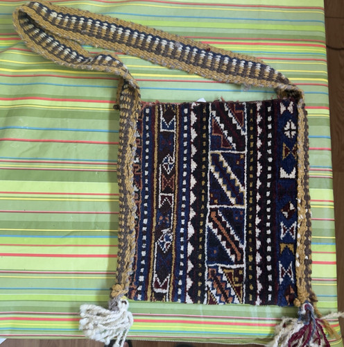 Vintage woven rug - , bag