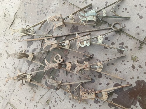 Vintage mole trap - x,