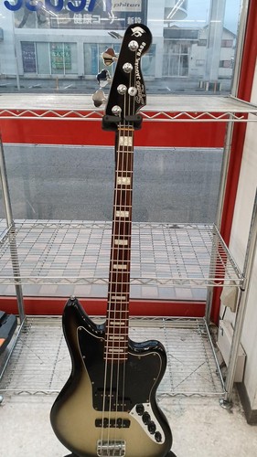 Squier troy sanders - jag, bass