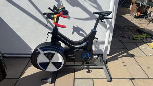 Wattbike pro giant - wattbike, model