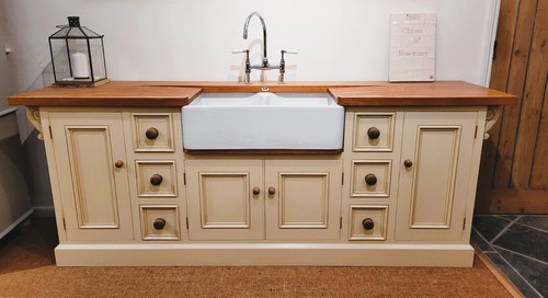 Painted freestanding kitchen - painted,
