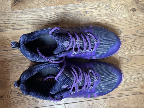 Ladies merrell edge size 5 - merrell,