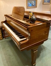 BEAUTIFUL BROADWOOD BABY GRAND