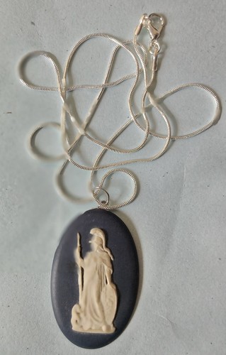 Wedgwood pendant chain - pendant,