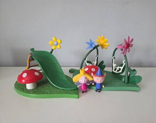 Ben and holly - and, holly's