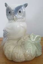 VINTAGE Porcelain Owl Figurine