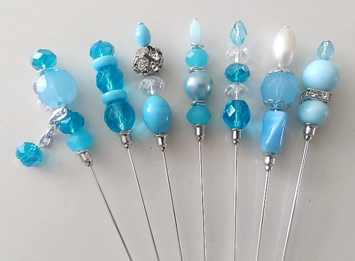Vintage bead hat - bead, pins