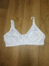 Ladies bra 36D Berlei non Wired and non Padded
