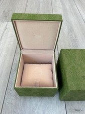 GUCCI WATCH LOGO SIGNATURE