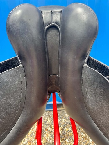 Monarch gfs dressage - monarch, 17.5"