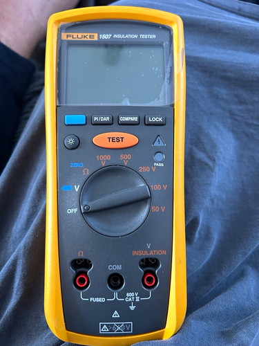 Fluke 1507 megohmmeter - fluke,