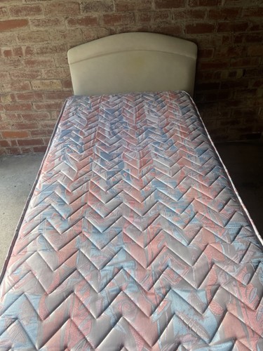 Single bed with mattress
