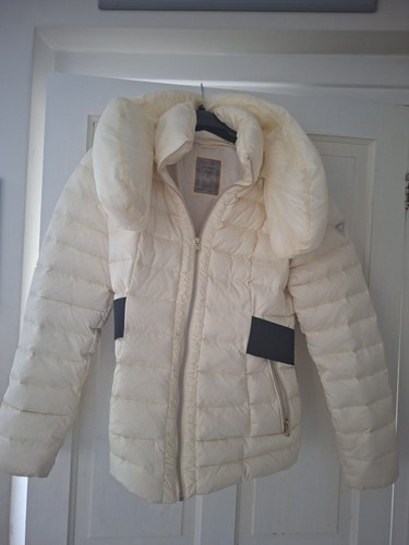 Guess womens cream puffer - guess,