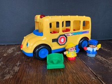 Fisher Price Little People Talking Bus and People