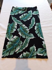 Ladies Skirt Peacocks 10 Knee