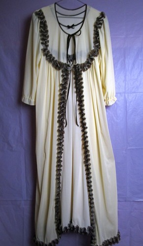 Nice cream brown - cream, '70's