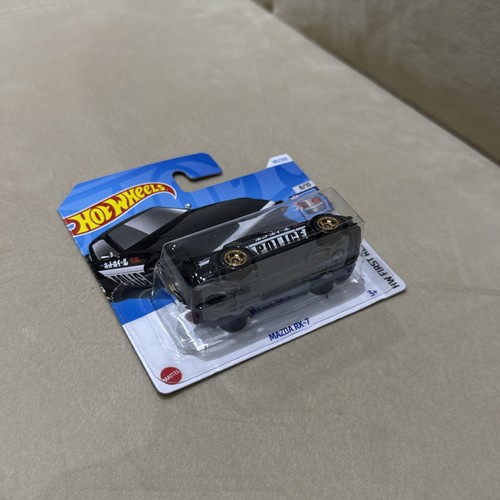 Hot wheels mazda police - hot,