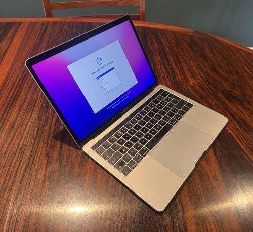 Apple macbook pro 13in - apple, i5