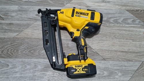Dewalt 18v 16ga - dewalt,