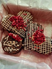 Valentine or  treat Gluten