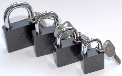 Steel padlock keyed alike gate - steel,