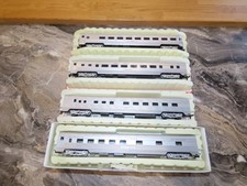 BS53: Rivarossi HO Gauge New York Central Coaches x 4 - 6710/0 - 6711/0 - 6713/0
