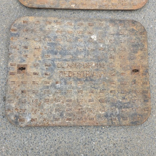 Cast iron manhole cover 645mm - cast,