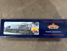 BACHMANN CLASS 66/9  66411 32-977  DIESEL DRS STOBART RAIL