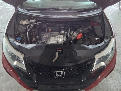 Front panel radiator surround - front,