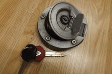 Yamaha FZ 6 s1 2004  model fuel cap and 2 keys