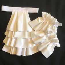 Jabot cravat and wrist - , cuffs