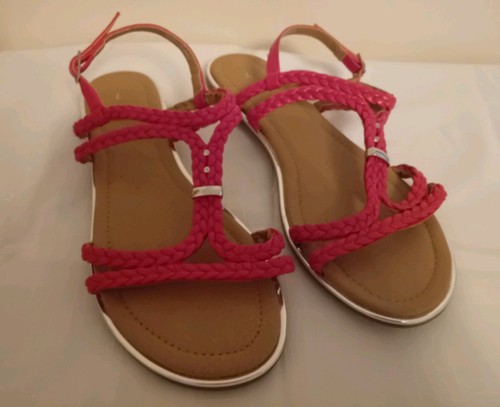 Pink strappy flat sandals - pink,