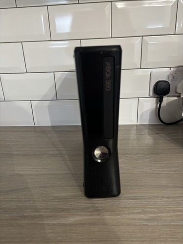 Xbox 360 slim console - xbox,