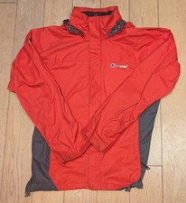 Berghaus Gore-Tex Men's Rain Jacket Size S, Red