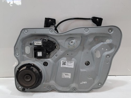2013 volkswagen caddy right - 2013,