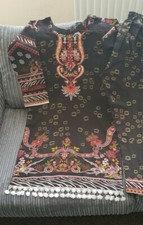Khaadi/Sana Safinaz/Agha