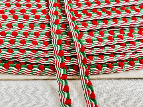 Vintage austrian ric rac braid - ric,