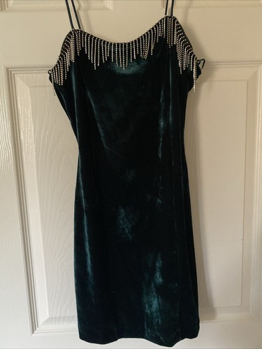 Zara dark greenjewel detail - greenjewel,