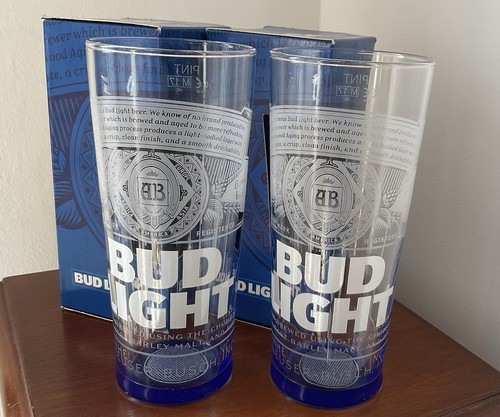Bud light pint glasses - light, new
