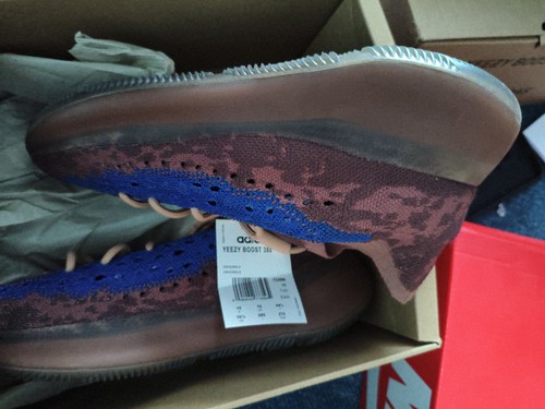 Size adidas yeezy boost - 10,